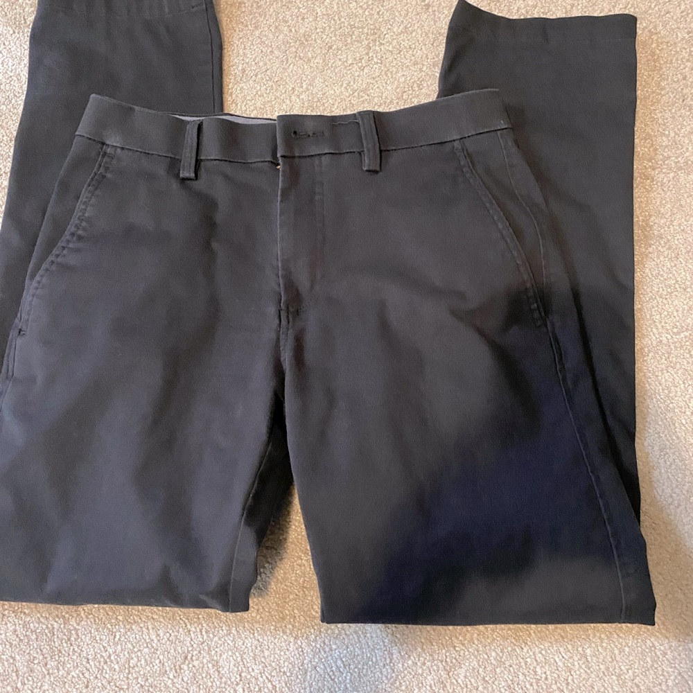 Men’s black slim fit Haggar pants 30X32